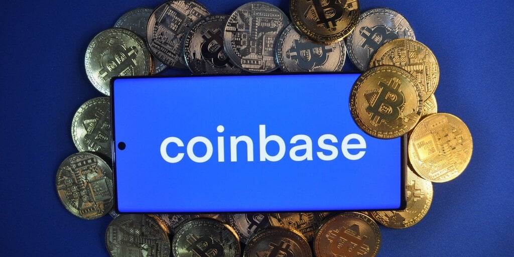 Coinbase Adds Apple Pay Onramp Support for Bitcoin, Dogecoin and More