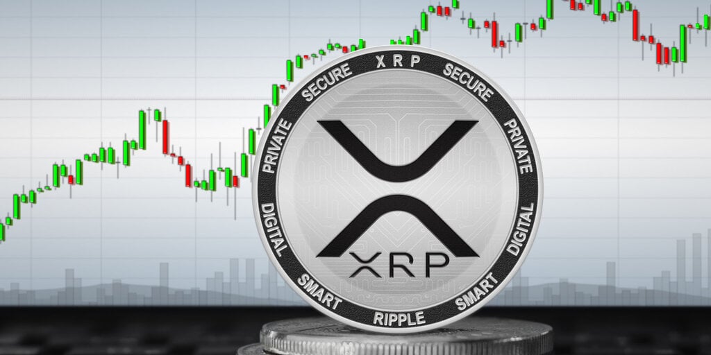 XRP Blows Above$ 3 for First Time Since 2018 as Dogecoin, Solana Hit Weekly Peaks